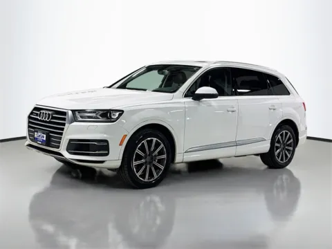Another view of 2017 Audi Q7 3.0T Premium Plus for sale in Morristown, NJ at CarLink Morristown