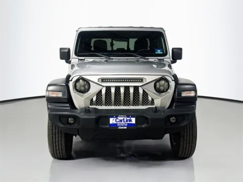 Photos of 2020 Jeep Gladiator Sport for sale in Morristown, NJ at CarLink Morristown