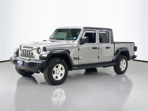 Another view of 2020 Jeep Gladiator Sport for sale in Morristown, NJ at CarLink Morristown