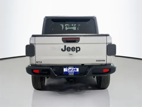 More photos of 2020 Jeep Gladiator Sport at CarLink Morristown, NJ