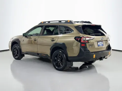 More photos of 2022 Subaru Outback Wilderness at CarLink Morristown, NJ