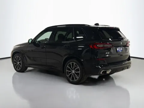 More photos of 2022 BMW X5 xDrive40i at CarLink Morristown, NJ