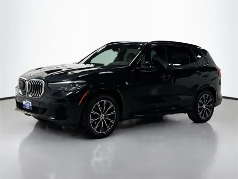 Another view of 2022 BMW X5 xDrive40i for sale in Morristown, NJ at CarLink Morristown