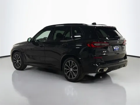 More photos of 2022 BMW X5 xDrive40i at CarLink Morristown, NJ