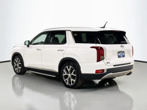 More photos of 2022 Hyundai Palisade SEL at CarLink Morristown, NJ