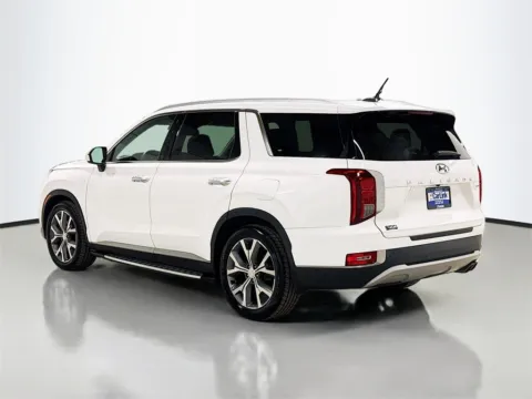 More photos of 2022 Hyundai Palisade SEL at CarLink Morristown, NJ