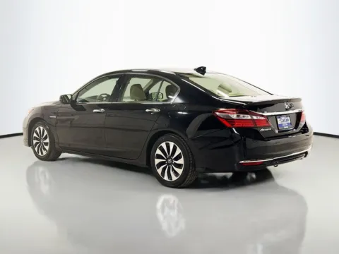 More photos of 2017 Honda Accord Hybrid at CarLink Morristown, NJ