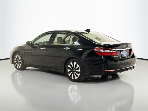 More photos of 2017 Honda Accord Hybrid at CarLink Morristown, NJ