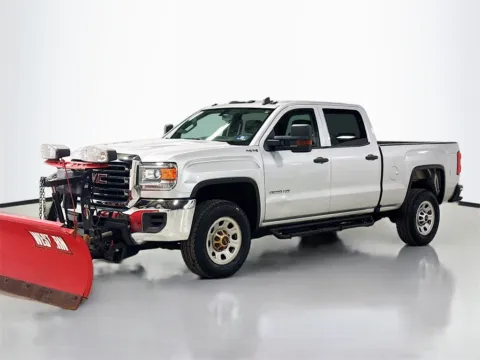 Another view of 2018 GMC Sierra 2500HD for sale in Morristown, NJ at CarLink Morristown