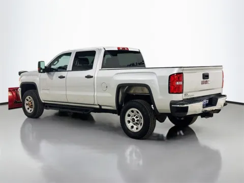 More photos of 2018 GMC Sierra 2500HD at CarLink Morristown, NJ
