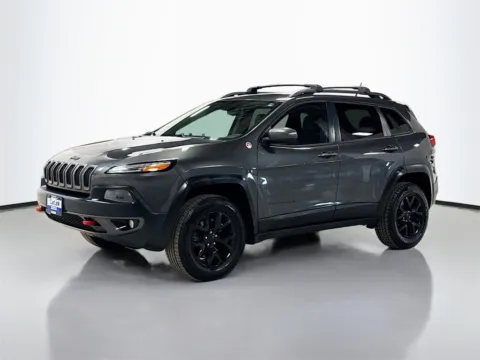 Another view of 2015 Jeep Cherokee Trailhawk for sale in Morristown, NJ at CarLink Morristown