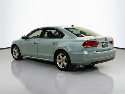 More photos of 2012 Volkswagen Passat 2.5 SE at CarLink Morristown, NJ