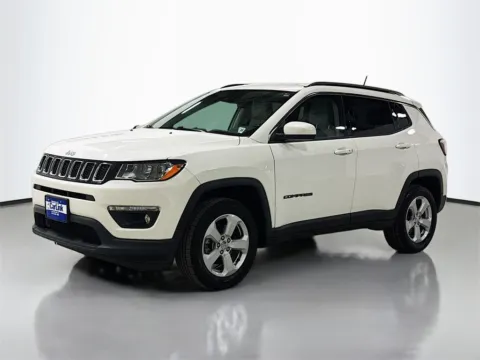 Another view of 2021 Jeep Compass Latitude for sale in Morristown, NJ at CarLink Morristown