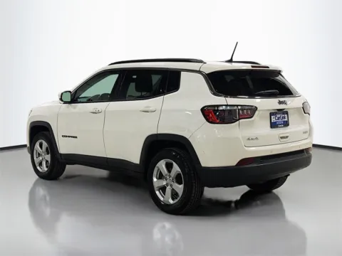 More photos of 2021 Jeep Compass Latitude at CarLink Morristown, NJ