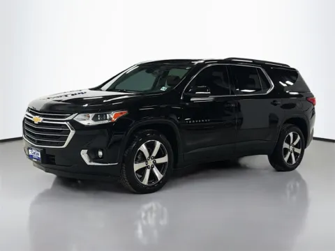 Another view of 2021 Chevrolet Traverse LT Leather for sale in Morristown, NJ at CarLink Morristown