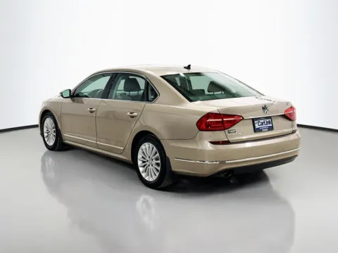 More photos of 2016 Volkswagen Passat 1.8T SE at CarLink Morristown, NJ