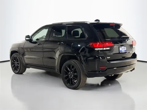 More photos of 2020 Jeep Grand Cherokee Altitude at CarLink Morristown, NJ