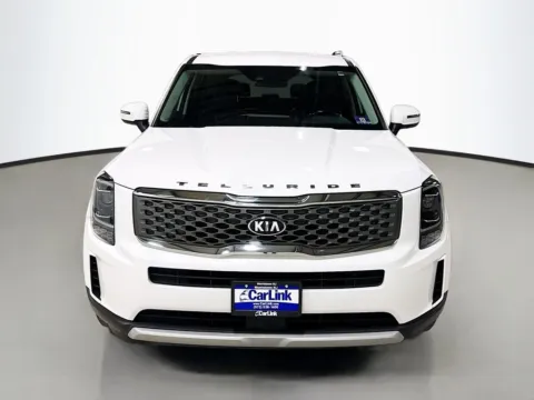 Photos of 2020 Kia Telluride LX for sale in Morristown, NJ at CarLink Morristown