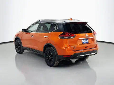 More photos of 2019 Nissan Rogue SV at CarLink Morristown, NJ