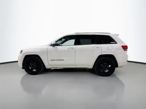 More photos of 2015 Jeep Grand Cherokee Altitude at CarLink Morristown, NJ