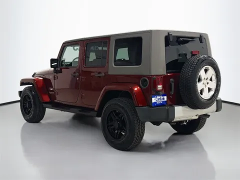 More photos of 2009 Jeep Wrangler Unlimited Sahara at CarLink Morristown, NJ