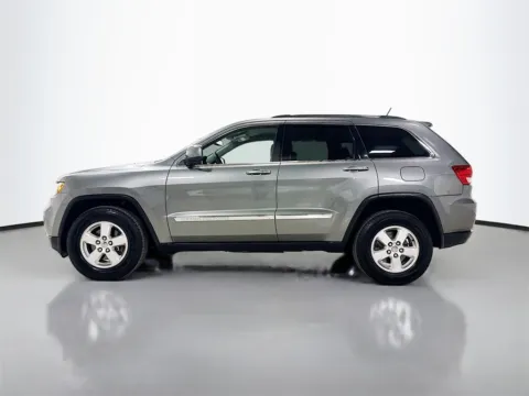 More photos of 2012 Jeep Grand Cherokee Laredo at CarLink Morristown, NJ