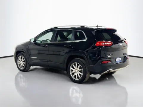 More photos of 2018 Jeep Cherokee Limited at CarLink Morristown, NJ