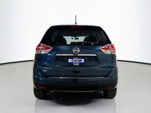 More photos of 2016 Nissan Rogue S at CarLink Morristown, NJ