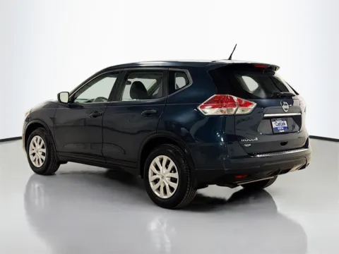 More photos of 2016 Nissan Rogue S at CarLink Morristown, NJ