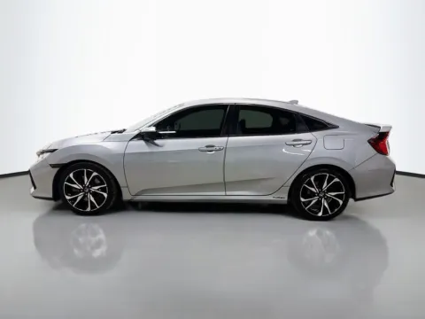 More photos of 2017 Honda Civic Si at CarLink Morristown, NJ