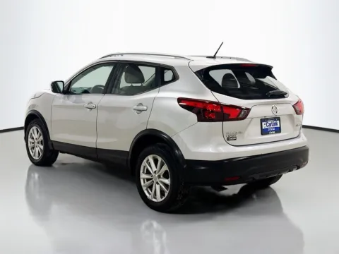 More photos of 2018 Nissan Rogue Sport SV at CarLink Morristown, NJ