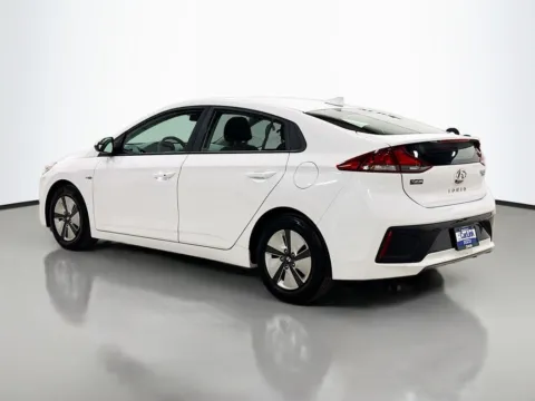 More photos of 2019 Hyundai Ioniq Hybrid Blue at CarLink Morristown, NJ