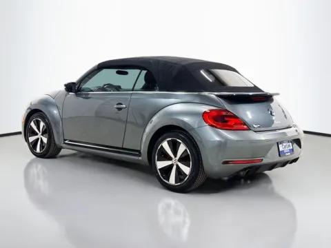 More photos of 2013 Volkswagen Beetle 2.0 TSi at CarLink Morristown, NJ