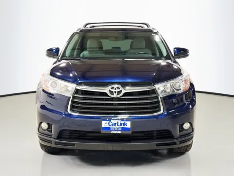 Photos of 2016 Toyota Highlander XLE V6 for sale in Morristown, NJ at CarLink Morristown