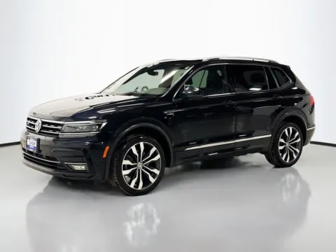 Another view of 2019 Volkswagen Tiguan 2.0T SEL Premium R-Line for sale in Morristown, NJ at CarLink Morristown