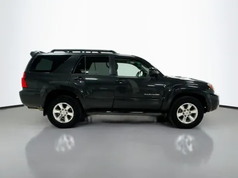 More photos of 2006 Toyota 4Runner SR5 at CarLink Morristown, NJ
