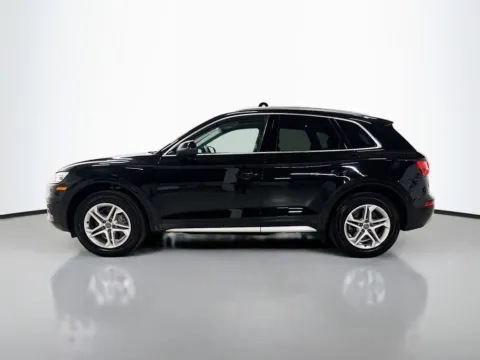 More photos of 2019 Audi Q5 2.0T Premium at CarLink Morristown, NJ