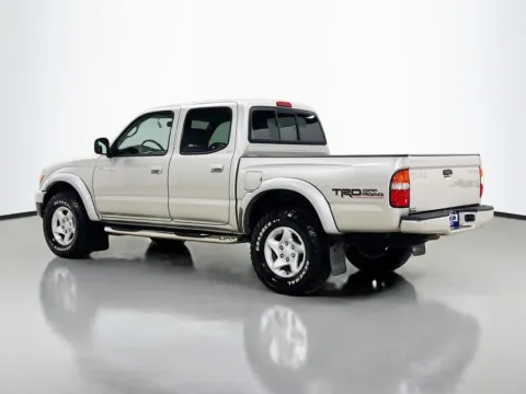 More photos of 2004 Toyota Tacoma at CarLink Morristown, NJ