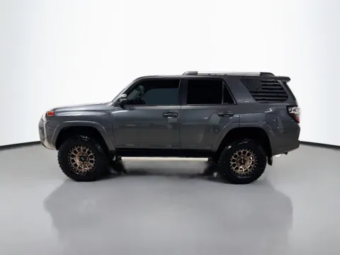 More photos of 2020 Toyota 4Runner SR5 Premium at CarLink Morristown, NJ