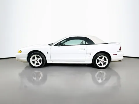 More photos of 1997 Ford Mustang Cobra at CarLink Morristown, NJ
