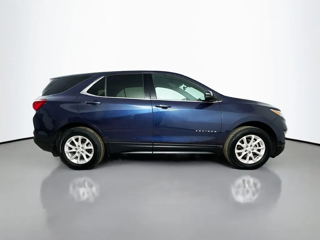 2019 Chevrolet Equinox LT - Photo 9