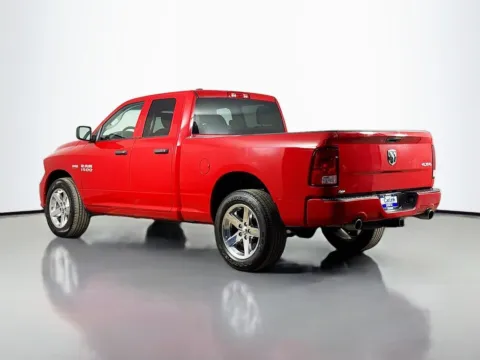 More photos of 2017 Ram 1500 Express at CarLink Morristown, NJ