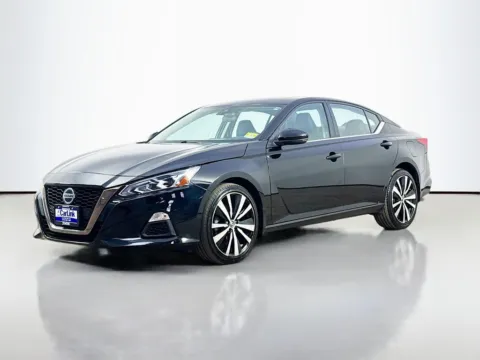 Another view of 2021 Nissan Altima 2.5 SR for sale in Morristown, NJ at CarLink Morristown