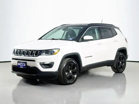Another view of 2019 Jeep Compass Latitude for sale in Morristown, NJ at CarLink Morristown