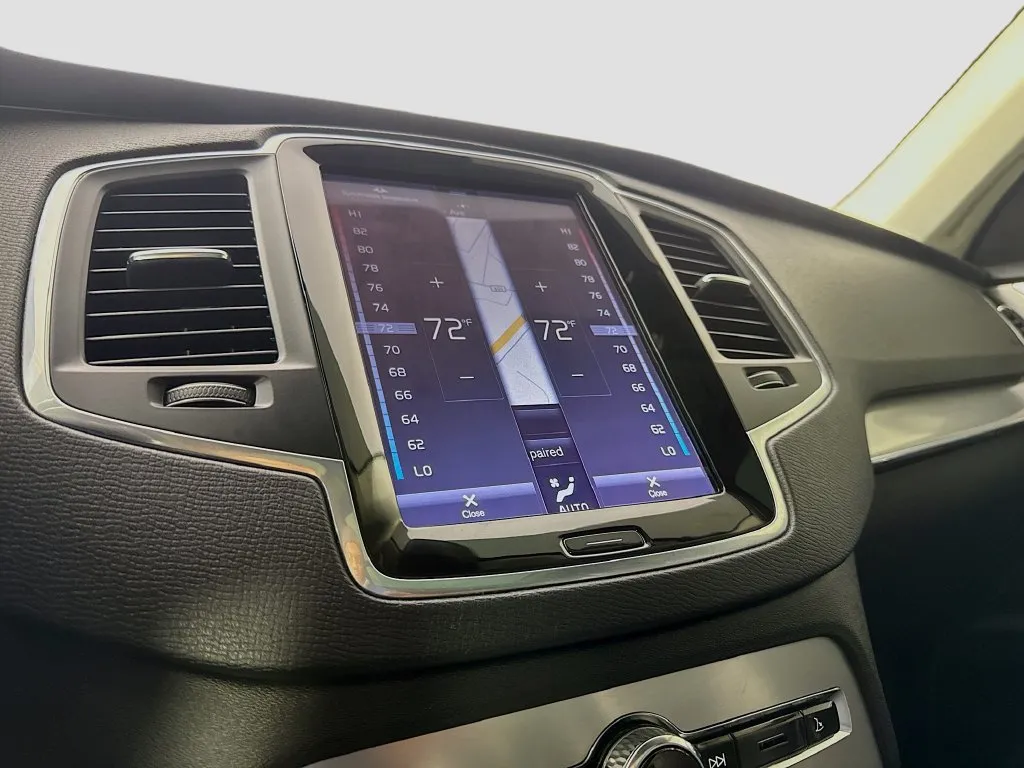 2016 Volvo XC90 Momentum - Photo 18