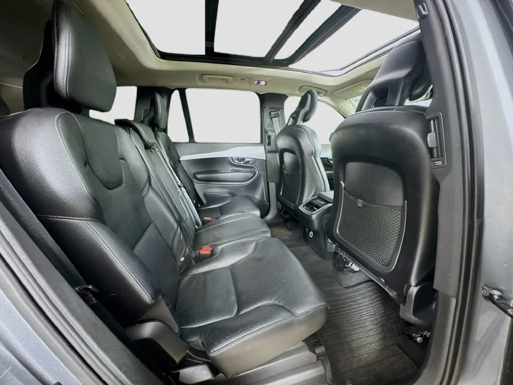 2016 Volvo XC90 Momentum - Photo 35