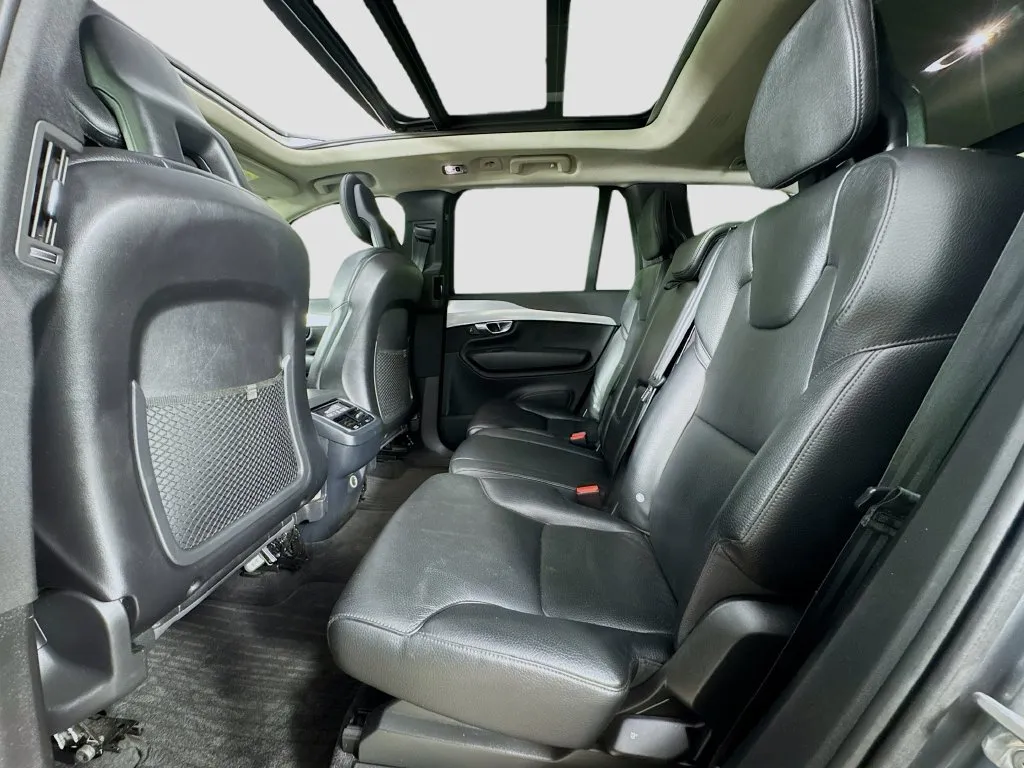 2016 Volvo XC90 Momentum - Photo 29