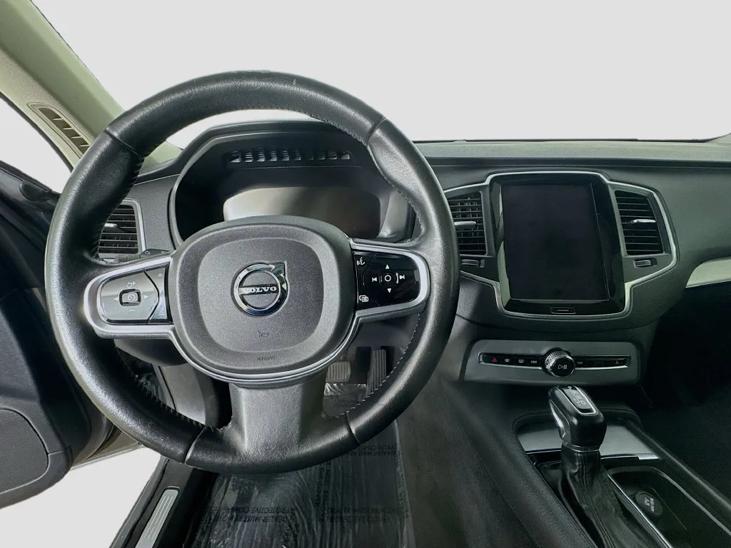 2016 Volvo XC90 Momentum - Photo 13