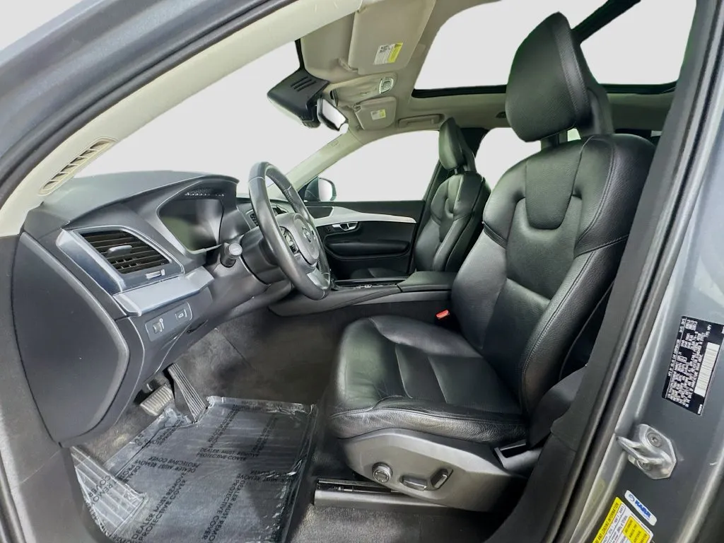 2016 Volvo XC90 Momentum - Photo 24