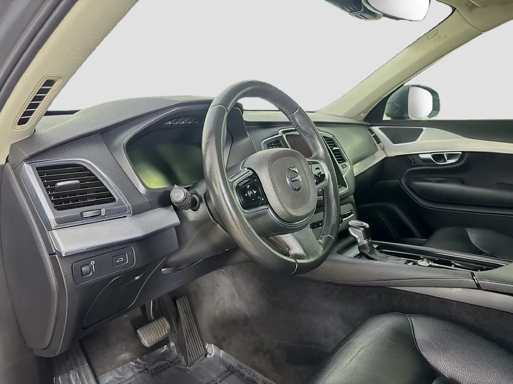 2016 Volvo XC90 Momentum - Photo 10